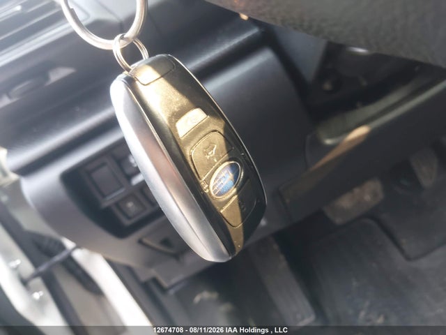 JF2GTAPC6M8317043 Subaru Crosstrek Touring