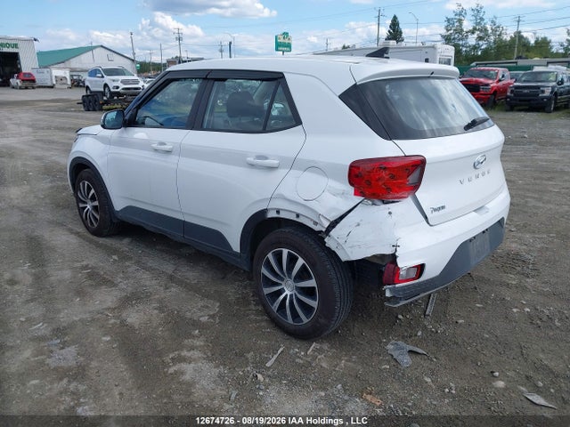 Hyundai Venue Essential Auto Ivt 2022 KMHRB8A36NU204628 Image 3