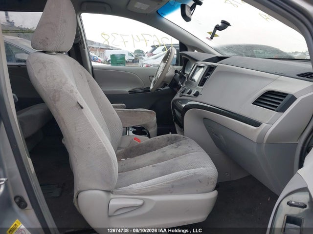 Aukcja sprzedaży 2011 Toyota Sienna Le 8 Passenger, vin: 5TDKK3DC2BS090518, numer aukcji: 12674738