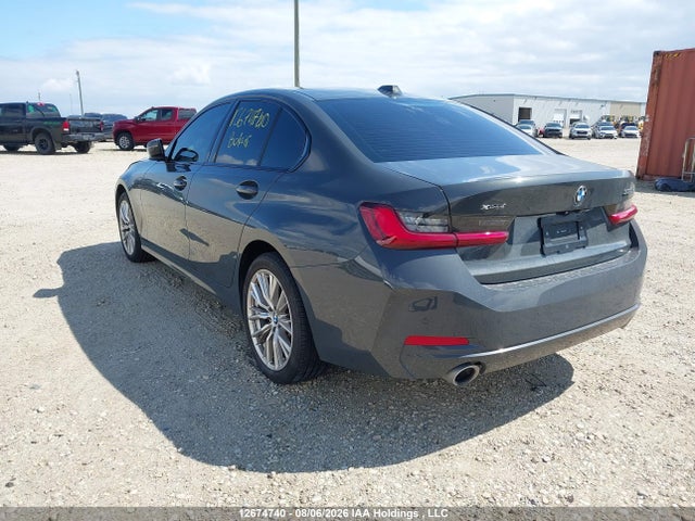 BMW 330XI 2024 3MW89FF09R8D80328 Image 3