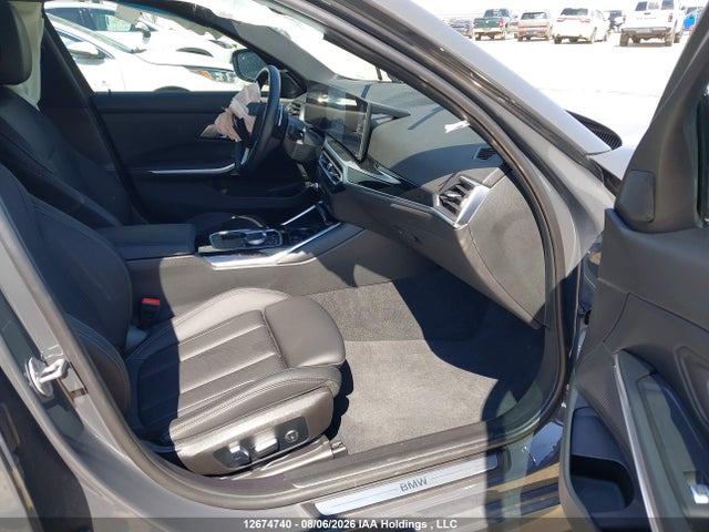 BMW 330XI 2024 3MW89FF09R8D80328 Image 5