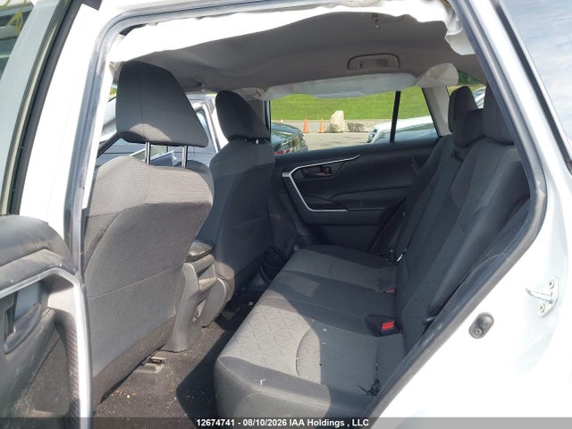 Toyota RAV4 LE 2021 2T3Z1RFV1MC113888 Image 8