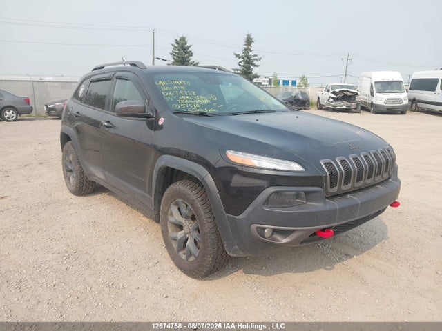 2015 Jeep Cherokee Trailhawk მანქანა იყიდება აუქციონზე, vin: 1C4PJMBS4FW575807, აუქციონის ნომერი: 12674758