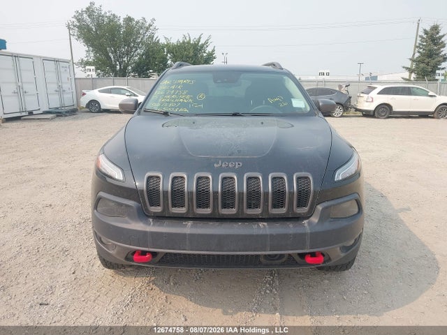 2015 Jeep Cherokee Trailhawk მანქანა იყიდება აუქციონზე, vin: 1C4PJMBS4FW575807, აუქციონის ნომერი: 12674758