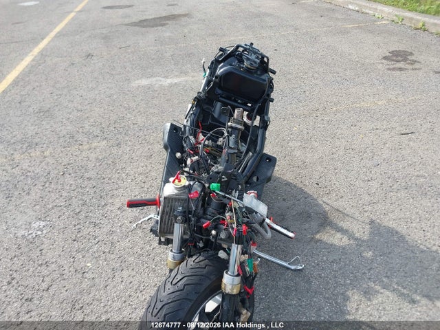 12674777 :رقم المزاد ، LPRSA20N46A756179 vin ، 2006 Yamaha Yw50 مزاد بيع