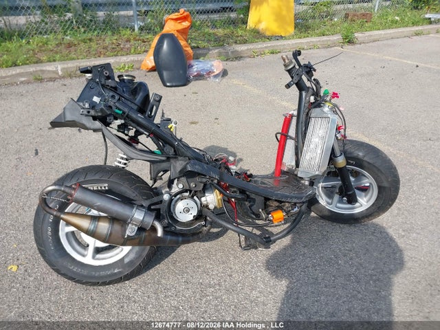 12674777 :رقم المزاد ، LPRSA20N46A756179 vin ، 2006 Yamaha Yw50 مزاد بيع
