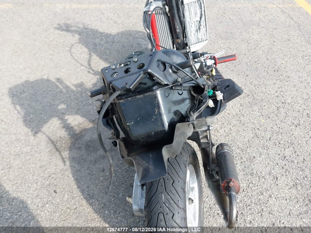 12674777 :رقم المزاد ، LPRSA20N46A756179 vin ، 2006 Yamaha Yw50 مزاد بيع