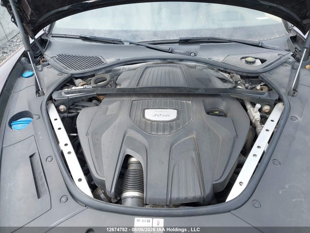 12674782 :رقم المزاد ، WP0AA2A70KL102490 vin ، 2019 Porsche Panamera 4 مزاد بيع