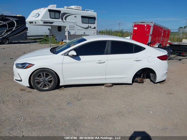 KMHD84LF9HU396592 Hyundai Elantra