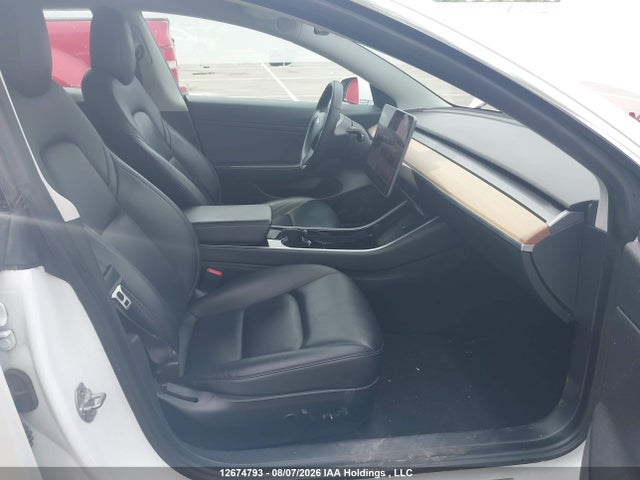 5YJ3E1EA6LF704084 Tesla MODEL 3