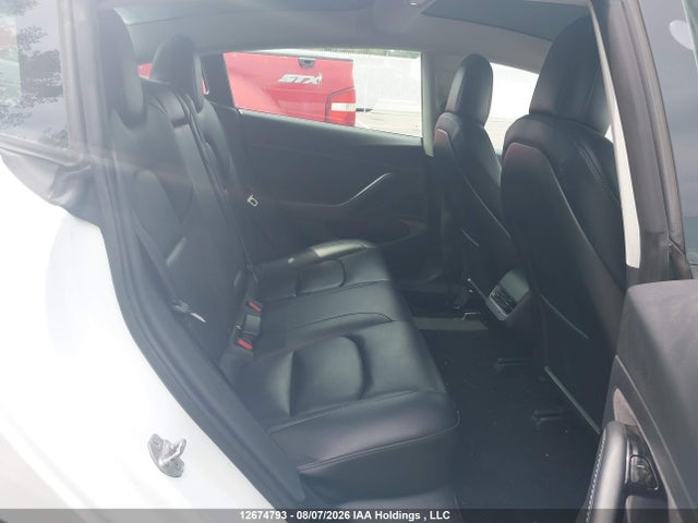 5YJ3E1EA6LF704084 Tesla MODEL 3