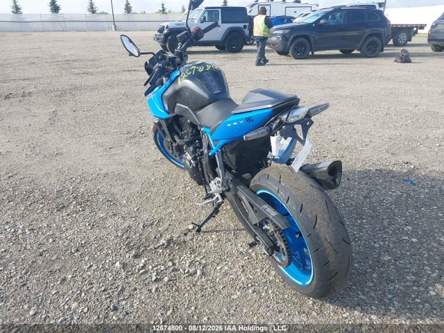 Suzuki Gsx800 R 2023 JS1EM11B2P7100418 Image 3