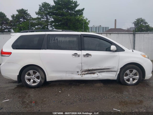 2013 Toyota Sienna V6 7 Passenger მანქანა იყიდება აუქციონზე, vin: 5TDZK3DC6DS369441, აუქციონის ნომერი: 12674806