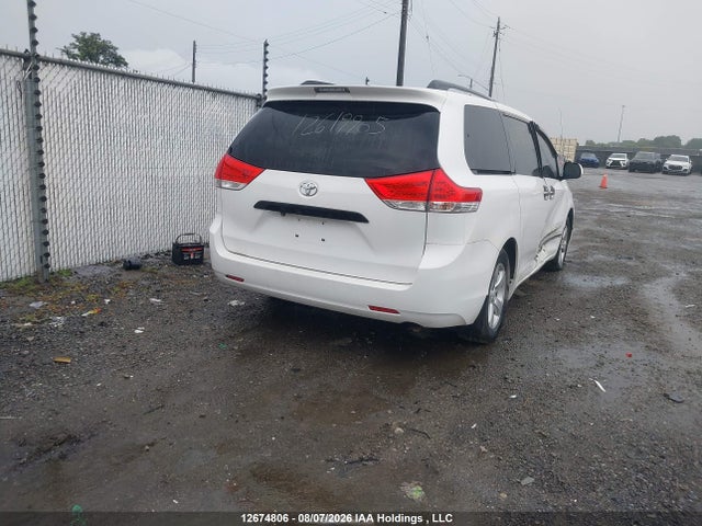 2013 Toyota Sienna V6 7 Passenger მანქანა იყიდება აუქციონზე, vin: 5TDZK3DC6DS369441, აუქციონის ნომერი: 12674806