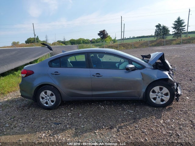 KIA Forte 2018 3KPFK4A75JE188093 Image 12