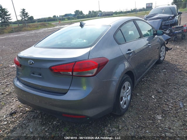 KIA Forte 2018 3KPFK4A75JE188093 Image 4