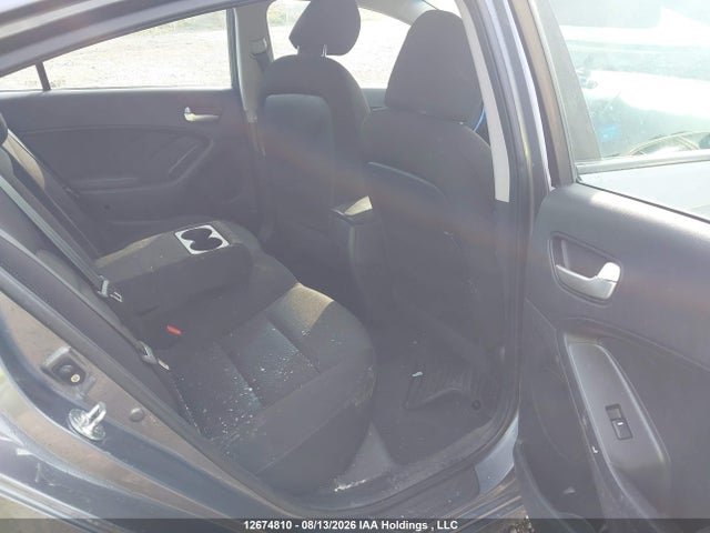 KIA Forte 2018 3KPFK4A75JE188093 Image 8