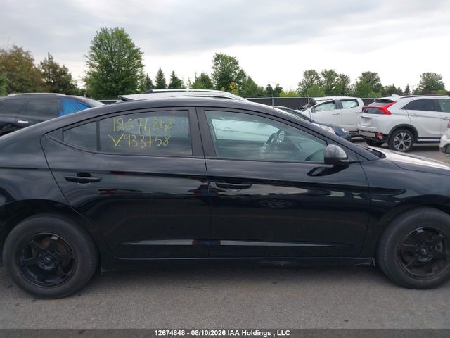 KMHD74LF3LU933758 Hyundai Elantra Essential Manual