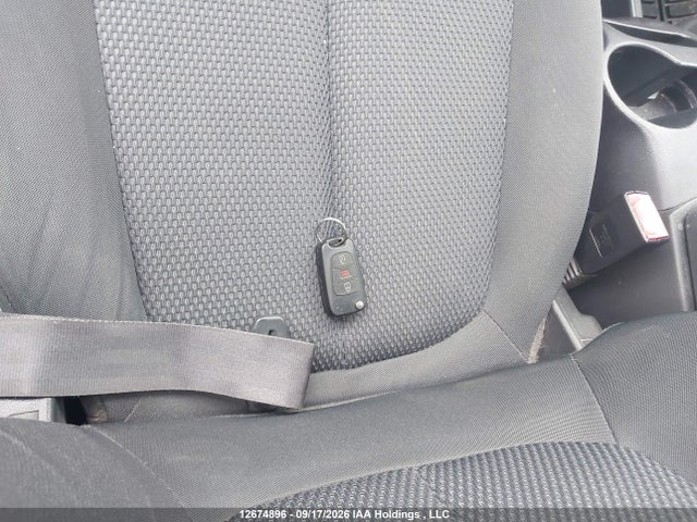 Продажа на аукционе авто 2012 Kia Rondo, vin: KNAHH8A89C7372511, номер лота: 12674896