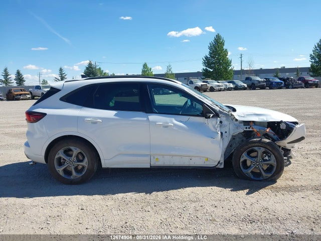 Ford Escape St-line 2023 1FMCU9MZ4PUB04438 Image 14