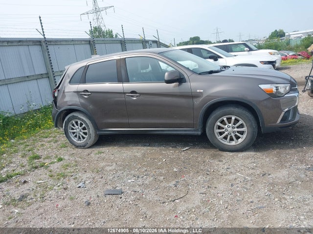 Продажа на аукционе авто 2018 Mitsubishi Rvr Se/es, vin: JA4AH3AU7JU601748, номер лота: 12674905