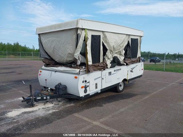 2015 Rockwood Freedom მანქანა იყიდება აუქციონზე, vin: 4X4CFM511FD292287, აუქციონის ნომერი: 12674906