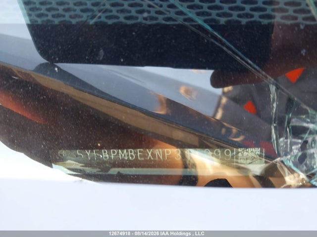 5YFBPMBEXNP314899 Toyota COROLLA LE