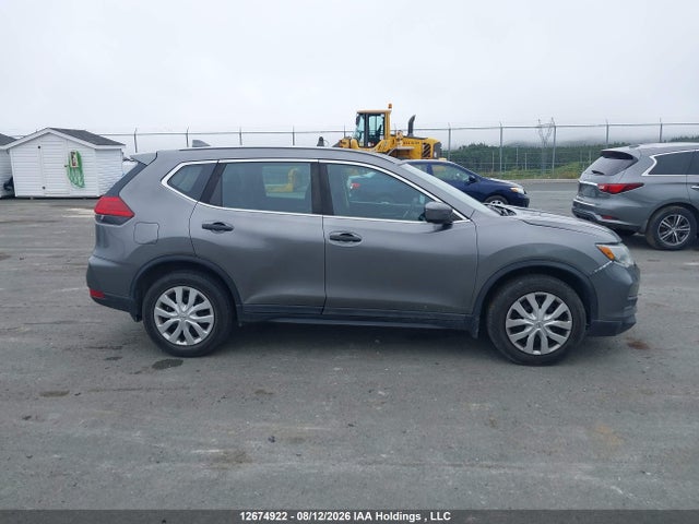 Продажа на аукционе авто 2017 Nissan Rogue S/sv, vin: 5N1AT2MT2HC806889, номер лота: 12674922