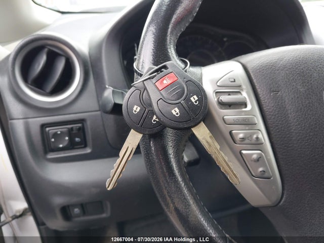 Продажа на аукционе авто 2016 Nissan Versa Note 1.6 S/1.6 Sl/1.6 Sr/1.6 Sv, vin: 3N1CE2CP5GL402244, номер лота: 12667004