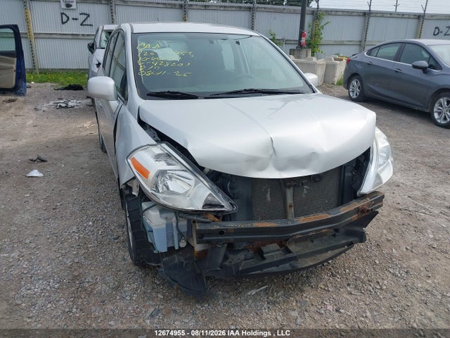 2010 Nissan Versa 1.8s მანქანა იყიდება აუქციონზე, vin: 3N1BC1CP3AL428201, აუქციონის ნომერი: 12674955