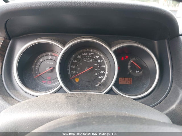 2010 Nissan Versa 1.8s მანქანა იყიდება აუქციონზე, vin: 3N1BC1CP3AL428201, აუქციონის ნომერი: 12674955
