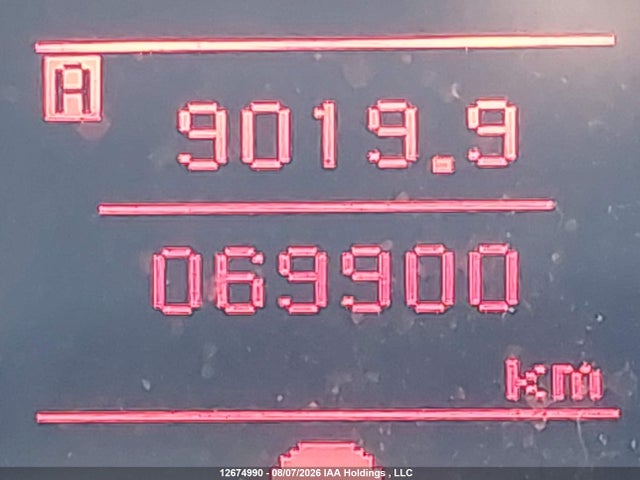 JA4AJ3AU9JU602288 Mitsubishi RVR SE