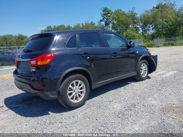 JA4AJ3AU9JU602288 Mitsubishi RVR SE