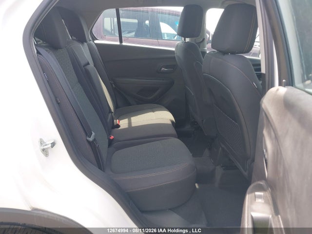 Chevrolet TRAX LS 2017 3GNCJKSB0HL284997 Image 8