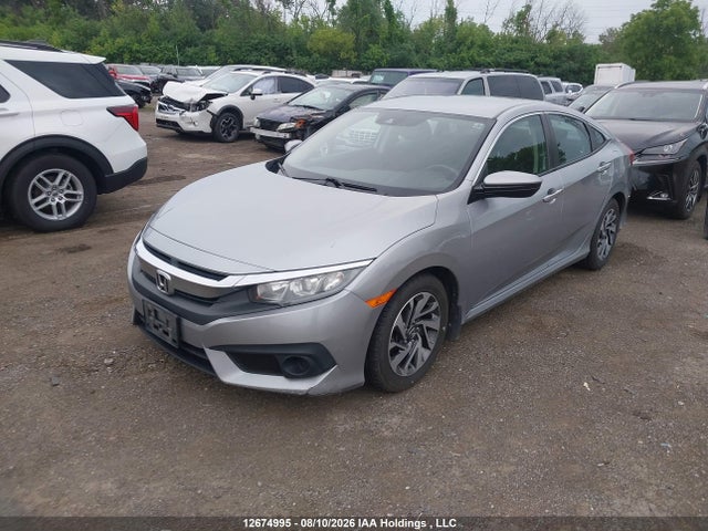 Honda Civic Lx 2018 2HGFC2F62JH034240 Image 2