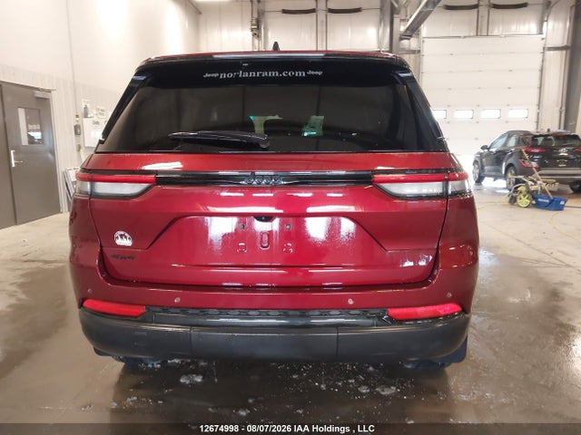 1C4RJHAG8SC323504 Jeep Grand Cherokee Laredo/altitude