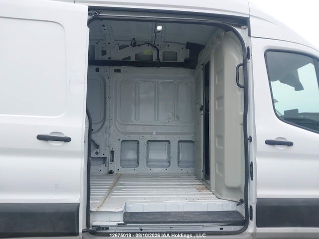 Ford Transit T-250 2026 1FTBR1X8XTKA46427 Image 8