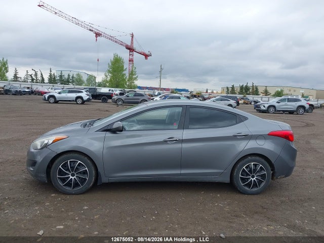 12675052 :رقم المزاد ، 5NPDH4AE8DH436356 vin ، 2013 Hyundai Elantra Gls/limited مزاد بيع