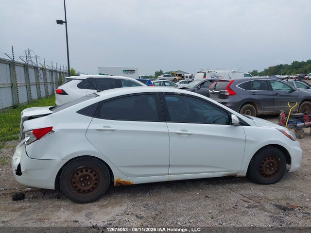 12675053 :رقم المزاد ، KMHCT4AE8DU466517 vin ، 2013 Hyundai Accent Gl مزاد بيع
