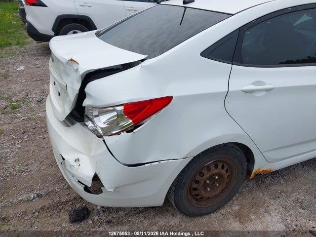 12675053 :رقم المزاد ، KMHCT4AE8DU466517 vin ، 2013 Hyundai Accent Gl مزاد بيع