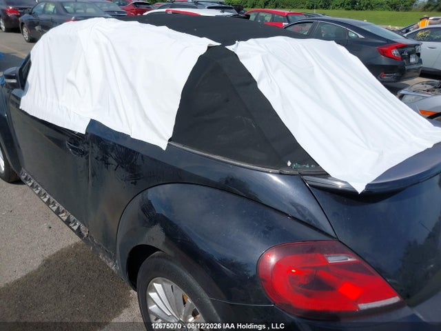 12675070 :رقم المزاد ، 3VW5DAAT0KM502500 vin ، 2019 Volkswagen Beetle Wolfsburg Edition مزاد بيع