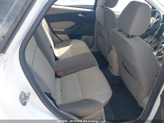 Ford FOCUS SE 2014 1FADP3K24EL187221 Image 8