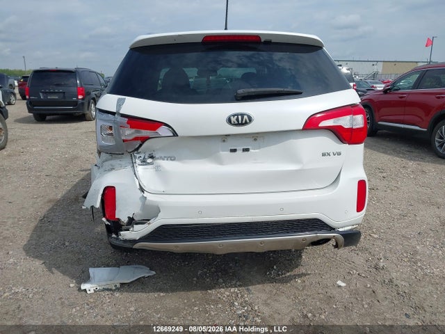12669249 :رقم المزاد ، 5XYKWDA7XFG577731 vin ، 2015 Kia Sorento Sx مزاد بيع