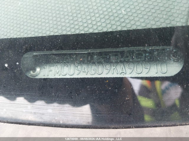 12670059 :رقم المزاد ، 1FMCU94G09KA90910 vin ، 2009 Ford Escape Limited مزاد بيع