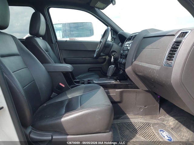12670059 :رقم المزاد ، 1FMCU94G09KA90910 vin ، 2009 Ford Escape Limited مزاد بيع