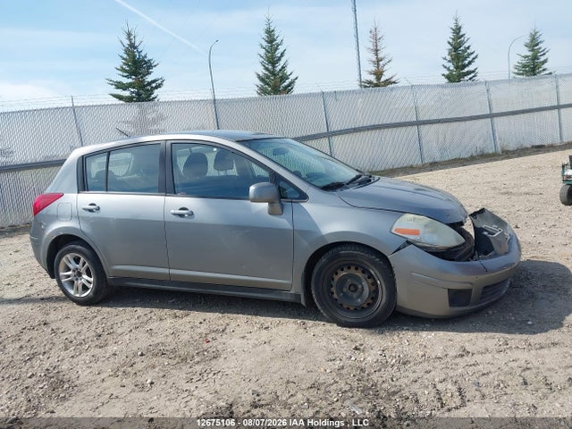 12675106 :رقم المزاد ، 3N1BC13E18L408604 vin ، 2008 Nissan Versa S/sl مزاد بيع
