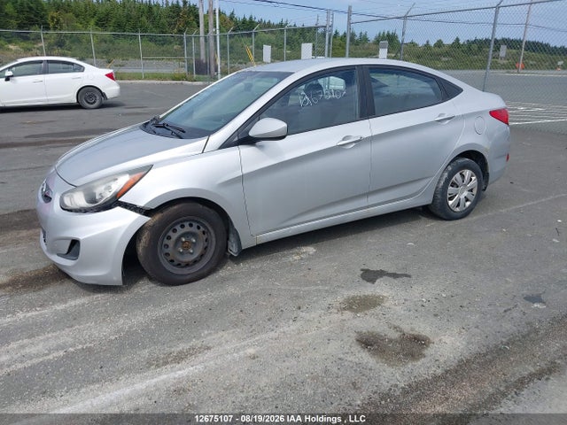 Hyundai Accent Gls/gs 2014 KMHCT4AE2EU627980 Image 2