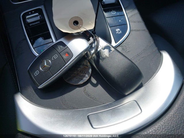 2020 Mercedes-benz Glc 300 4matic მანქანა იყიდება აუქციონზე, vin: WDC0G8EBXLV204228, აუქციონის ნომერი: 12675110