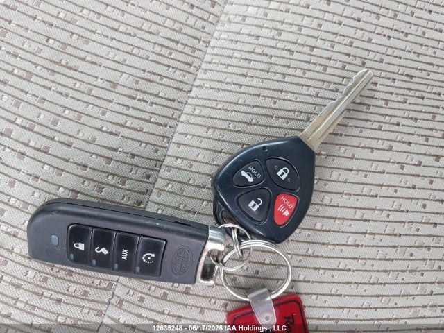 2012 Toyota Camry Le მანქანა იყიდება აუქციონზე, vin: 4T1BF1FK2CU001584, აუქციონის ნომერი: 12635248