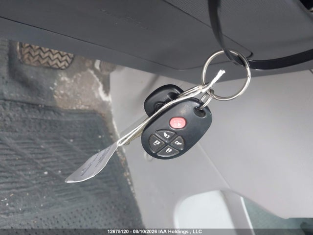 2017 Toyota Sienna Le მანქანა იყიდება აუქციონზე, vin: 5TDKZ3DC6HS871028, აუქციონის ნომერი: 12675120